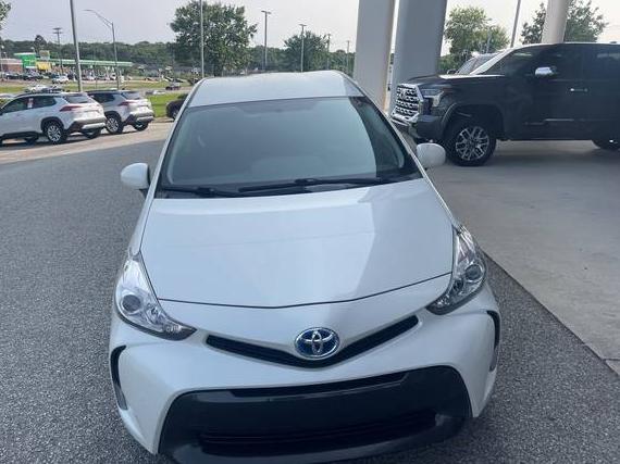 TOYOTA PRIUS V 2016 JTDZN3EU7GJ042451 image